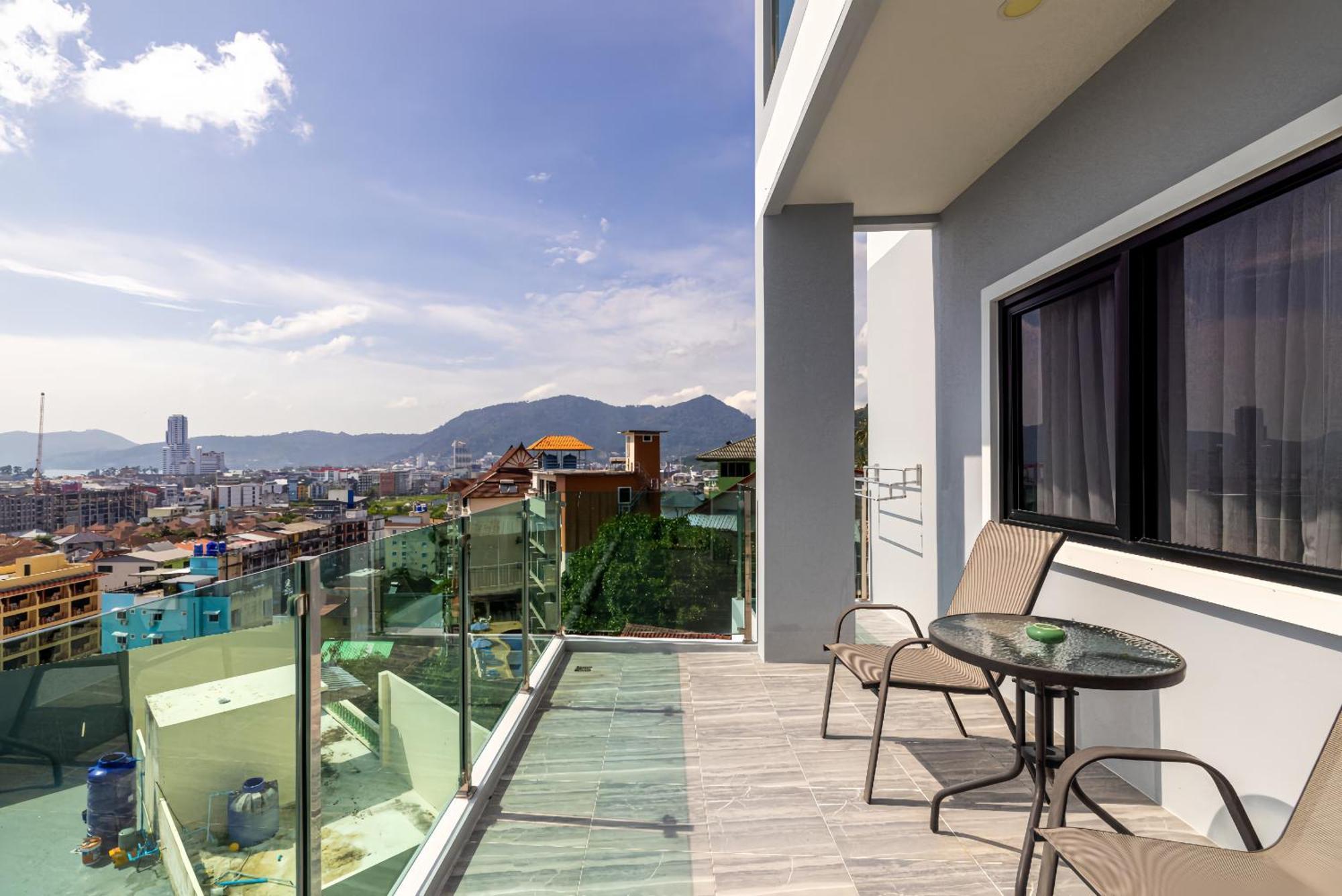 Kana Triple L Hotel Phuket普吉岛卡娜3L酒店 Patong Exterior foto