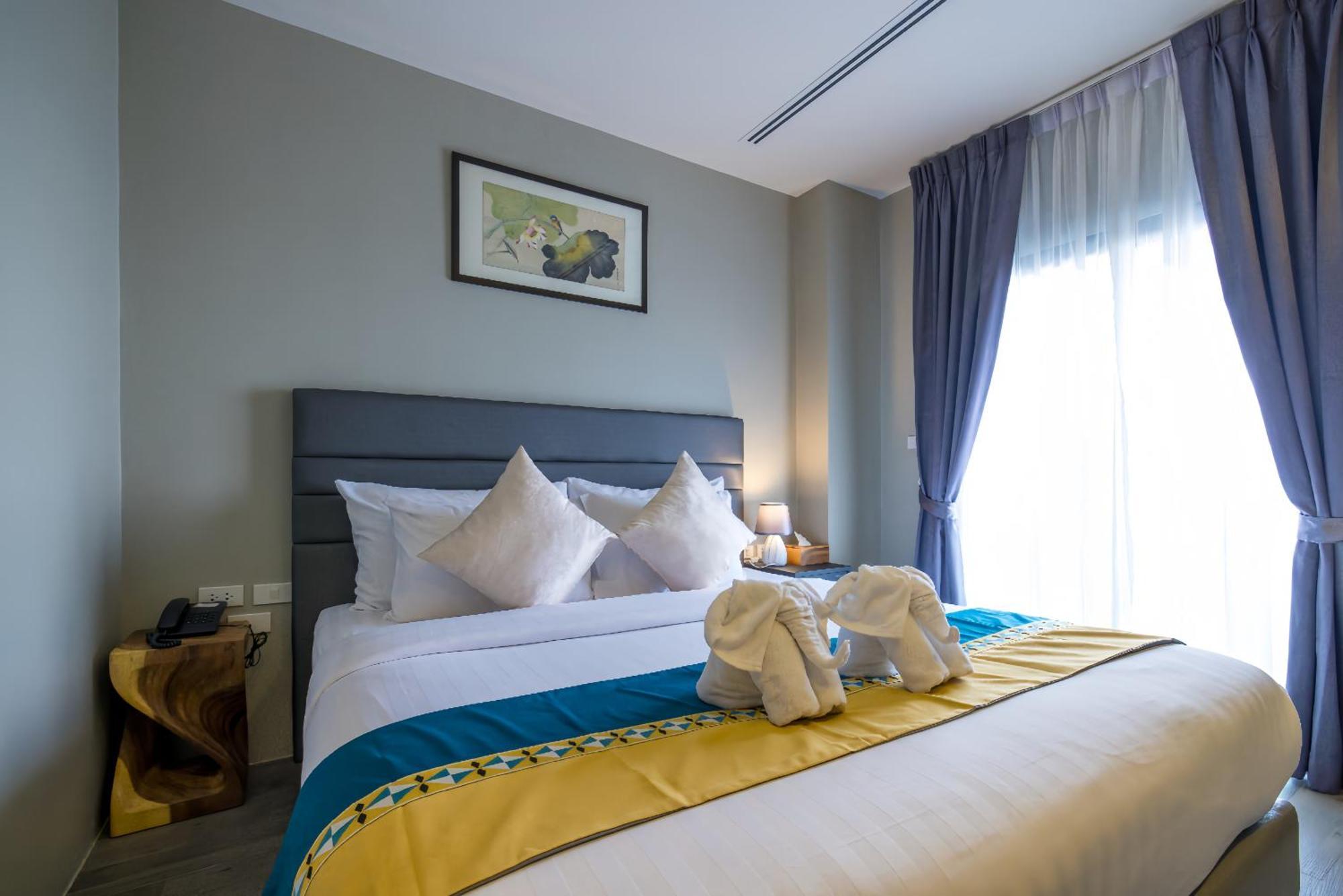 Kana Triple L Hotel Phuket普吉岛卡娜3L酒店 Patong Exterior foto